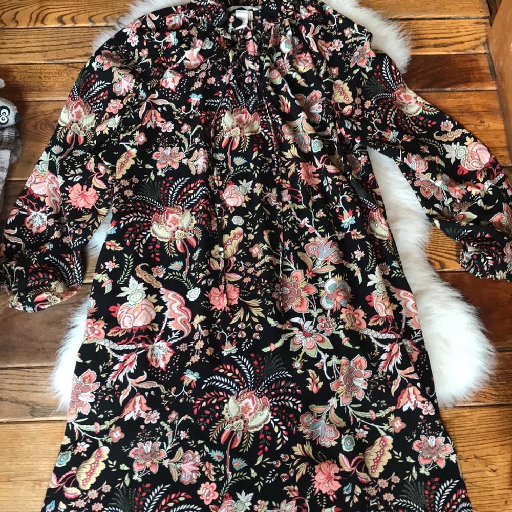 H&M’ flora dressl 👗